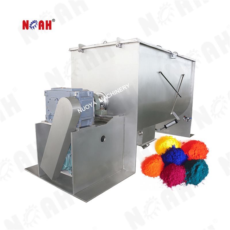 Horizontal powder mixer